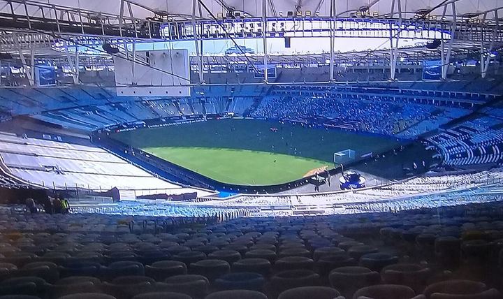 迪奥曼德加盟皇马，西甲冠军归属未定｜NBA买球网站首页（封面配图）